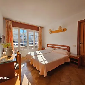 https://hostal-celmar-malllorca-ii.catalonia-hotels.com
