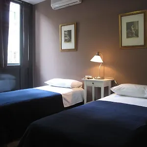 https://hostal-lk-barcelona.topbarcelonahotels.com